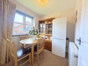 Spingfields- click for photo gallery